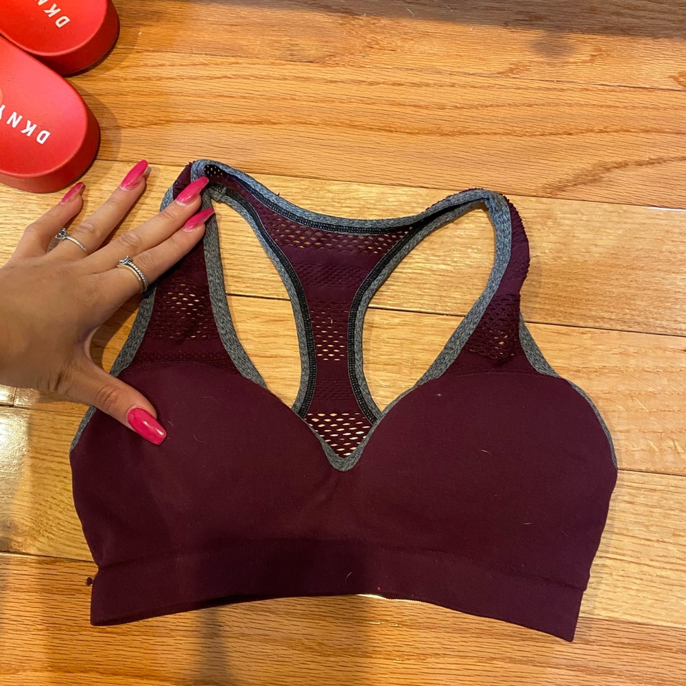 Victoria’s Secret pink sports bra